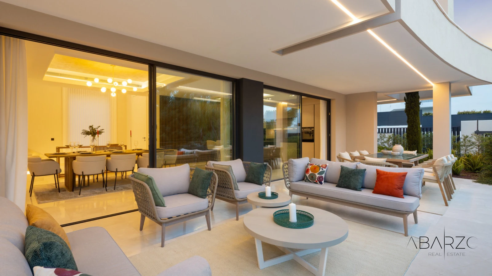 Exclusive 5-Bedroom Villa with Jacuzzi and Mountain Views in La Cerquilla, Marbella — interior, Nueva Andalucía, Marbella (37 of 44)
