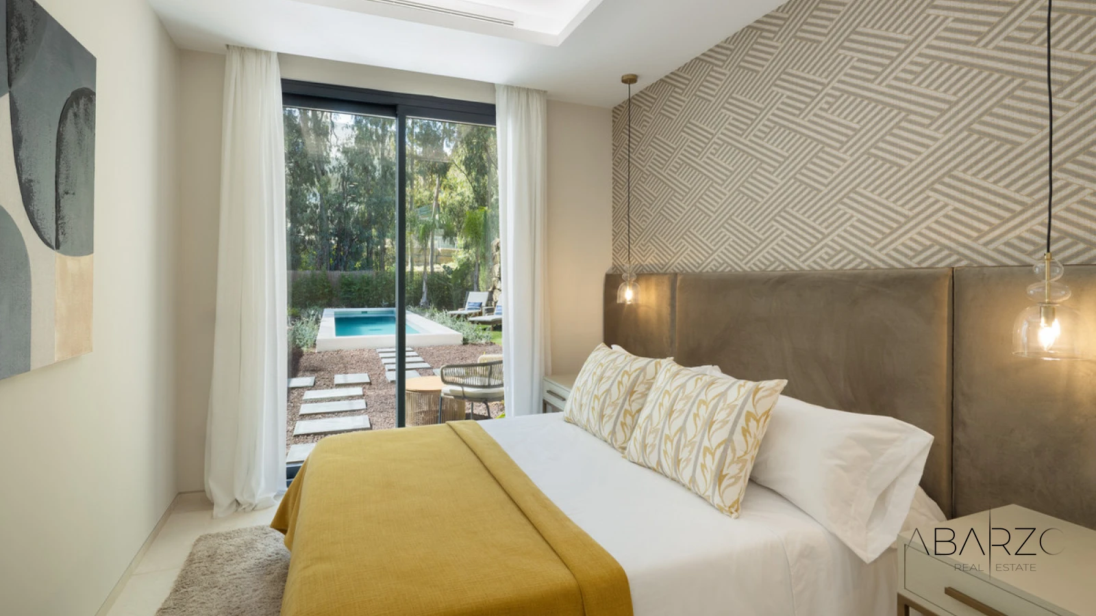 Exclusive 5-Bedroom Villa with Jacuzzi and Mountain Views in La Cerquilla, Marbella — interior, Nueva Andalucía, Marbella (19 of 44)