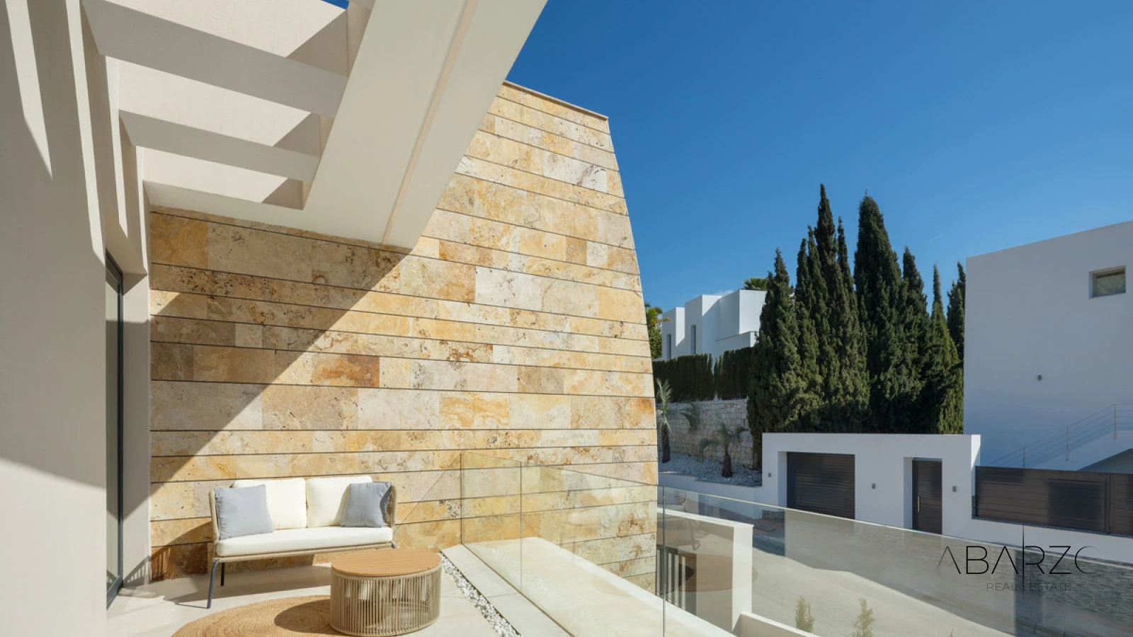 Exclusive 5-Bedroom Villa with Jacuzzi and Mountain Views in La Cerquilla, Marbella — interior, Nueva Andalucía, Marbella (31 of 44)