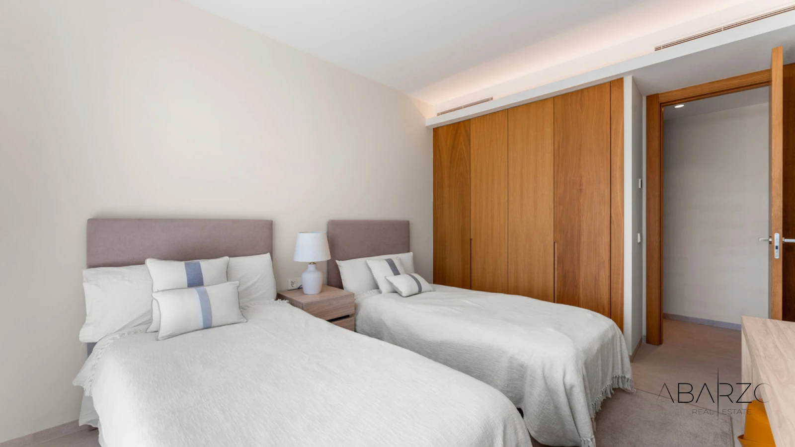 Duplex Penthouse for Sale in Real de la Quinta, Benahavís with Sea Views and Large Solarium — interior, La Quinta, Benahavís (26 of 49)