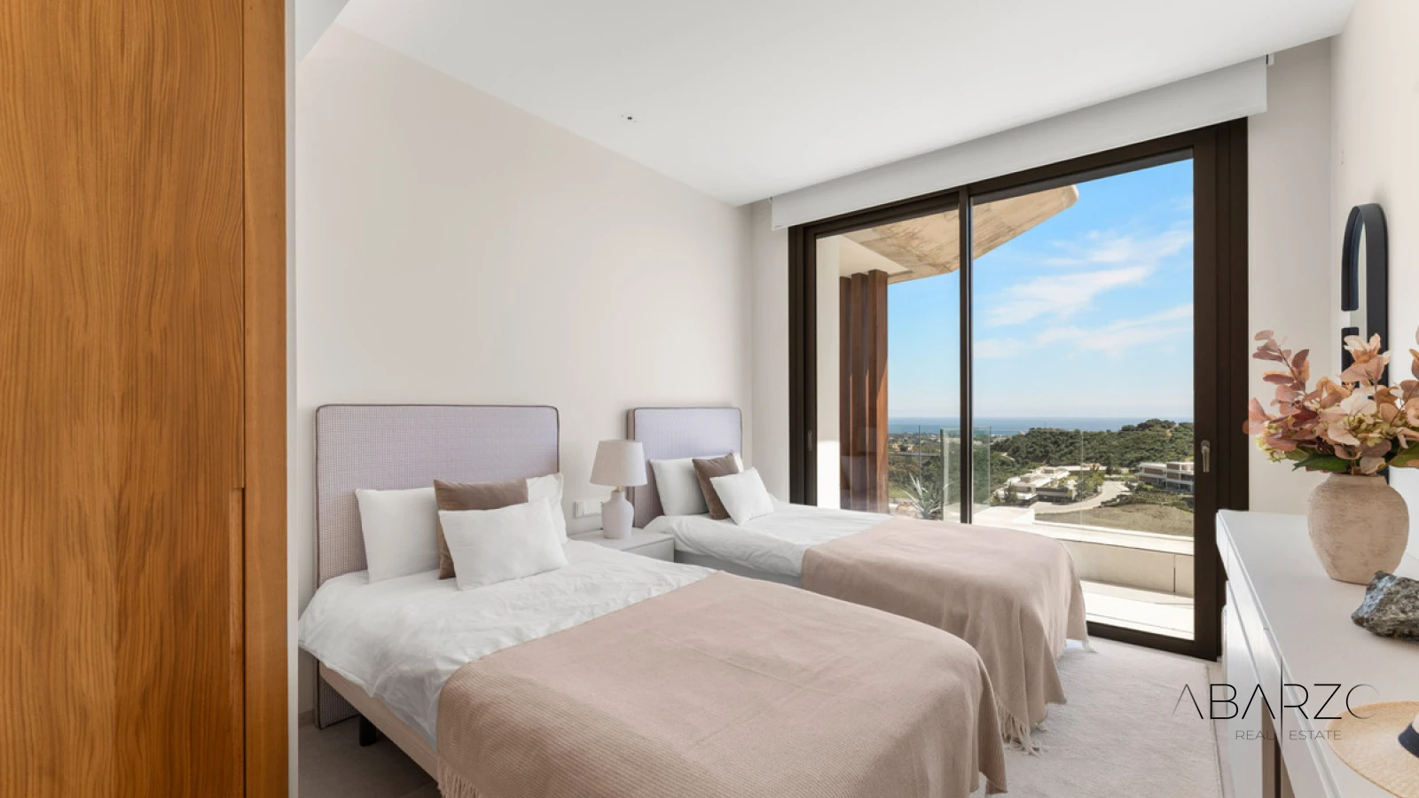 Duplex Penthouse for Sale in Real de la Quinta, Benahavís with Sea Views and Large Solarium — interior, La Quinta, Benahavís (25 of 49)