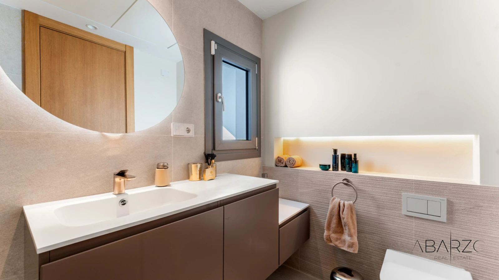 Duplex Penthouse for Sale in Real de la Quinta, Benahavís with Sea Views and Large Solarium — interior, La Quinta, Benahavís (28 of 49)