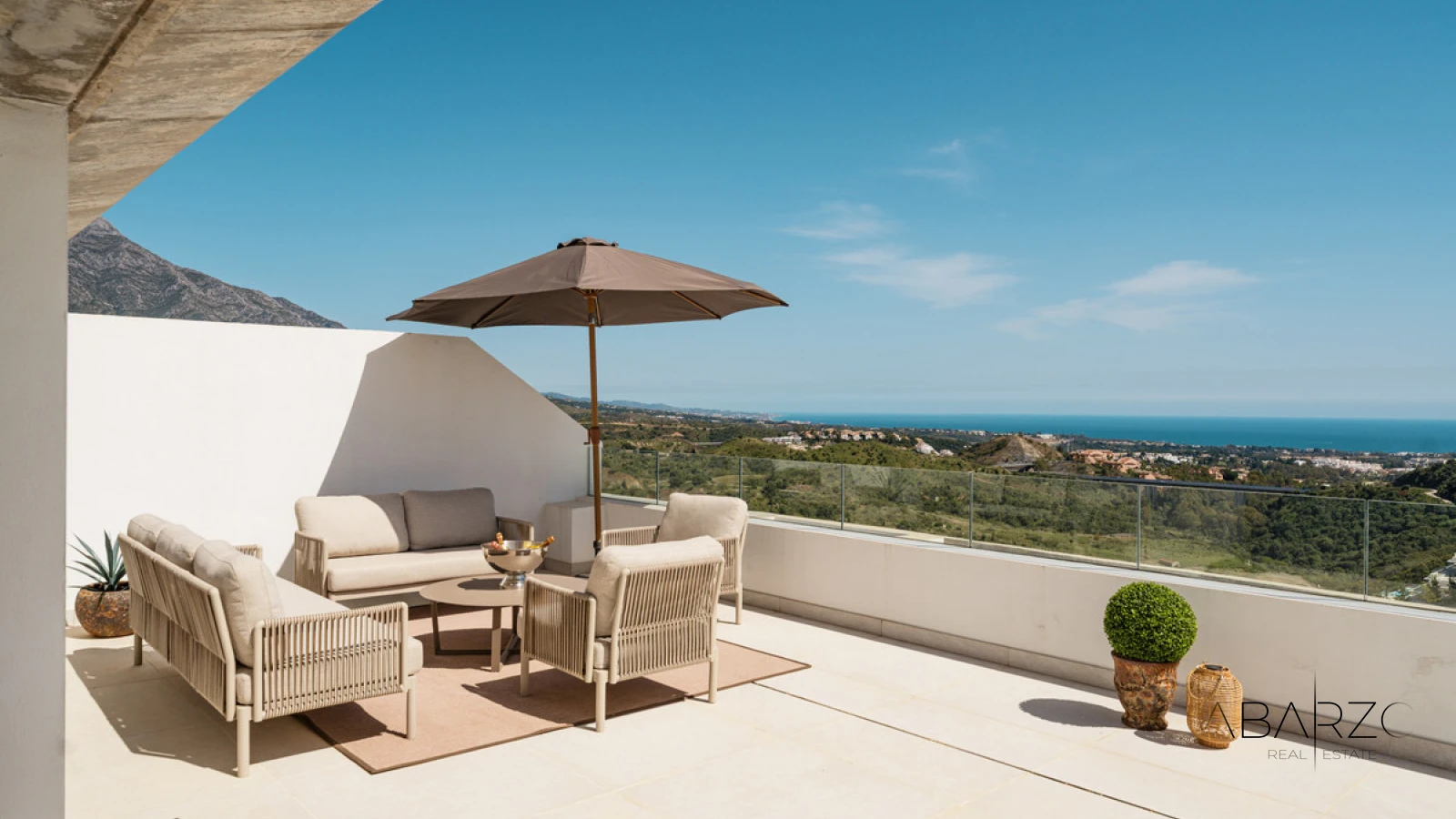 Duplex Penthouse for Sale in Real de la Quinta, Benahavís with Sea Views and Large Solarium — interior, La Quinta, Benahavís (2 of 49)