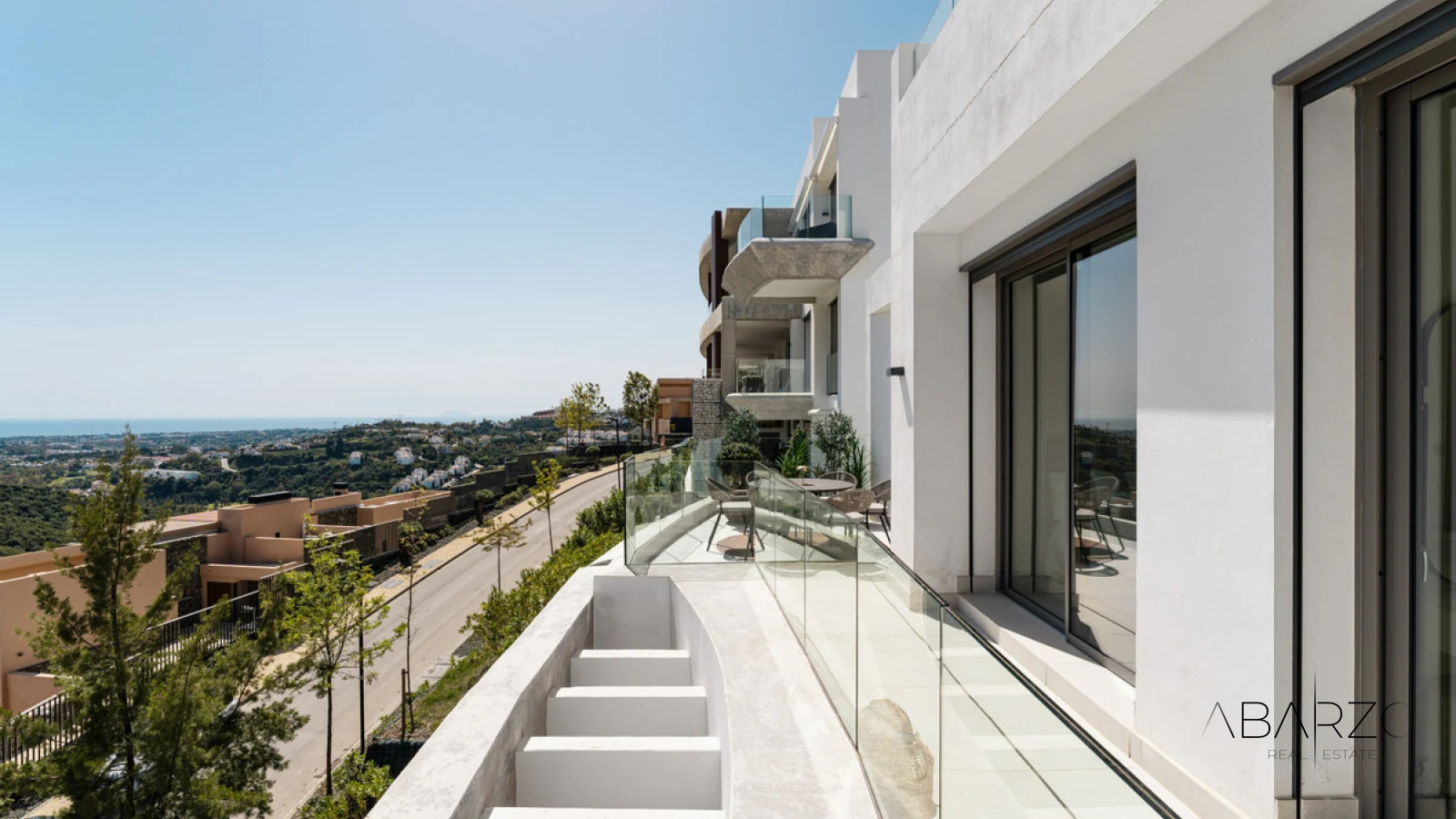 Duplex Penthouse for Sale in Real de la Quinta, Benahavís with Sea Views and Large Solarium — interior, La Quinta, Benahavís (35 of 49)