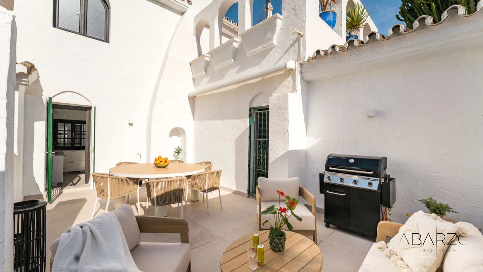Fully Renovated 3-Bedroom Apartment in Aldea Blanca with Pool Views — interior, Nueva Andalucía, Marbella (3 of 32)