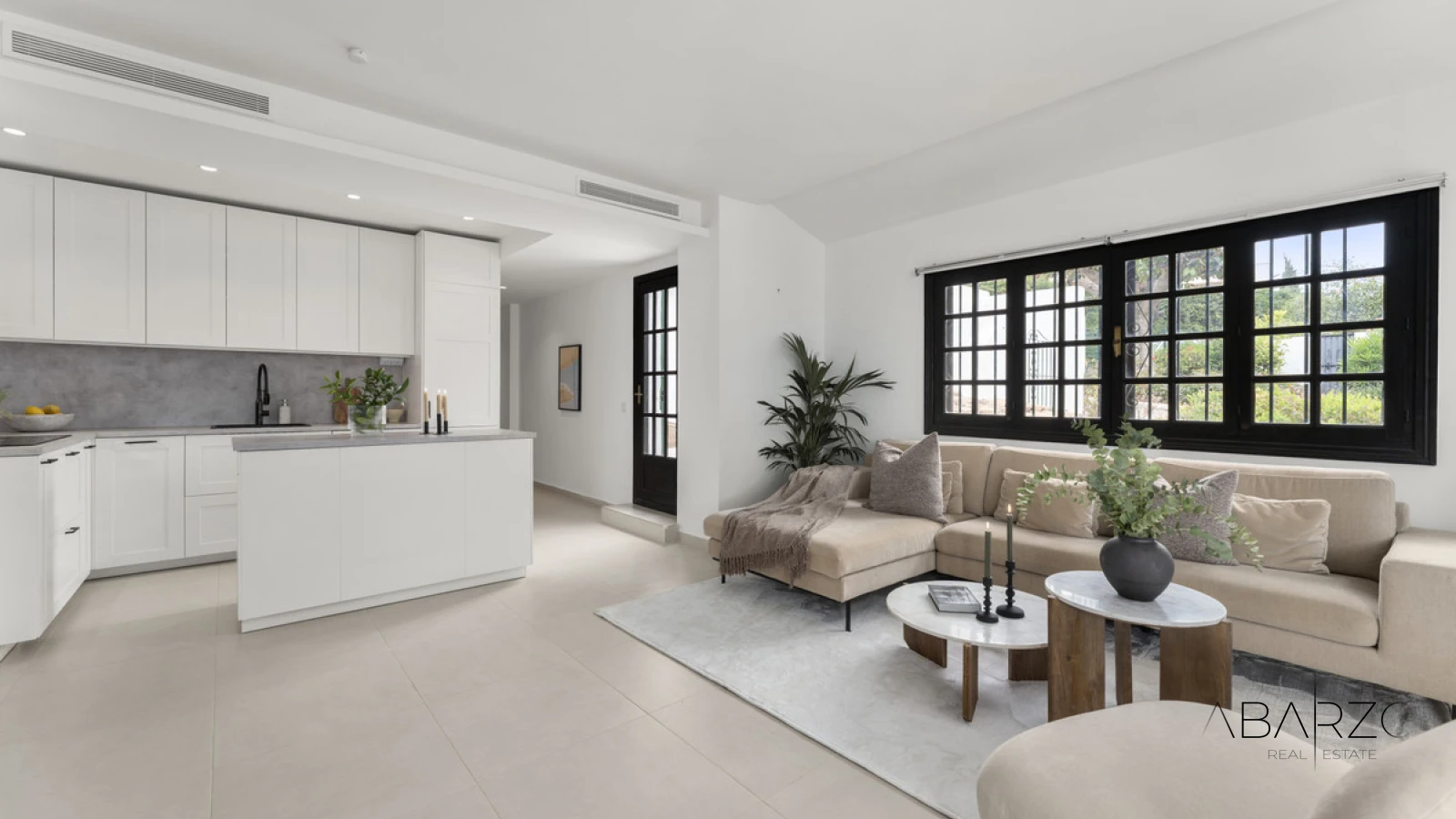 Fully Renovated 3-Bedroom Apartment in Aldea Blanca with Pool Views — interior, Nueva Andalucía, Marbella (14 of 32)
