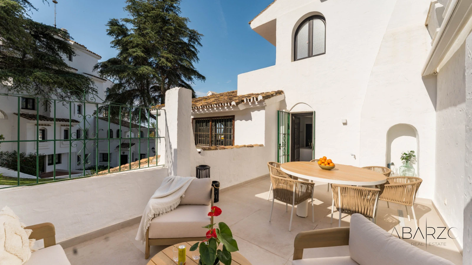 Fully Renovated 3-Bedroom Apartment in Aldea Blanca with Pool Views — interior, Nueva Andalucía, Marbella (2 of 32)