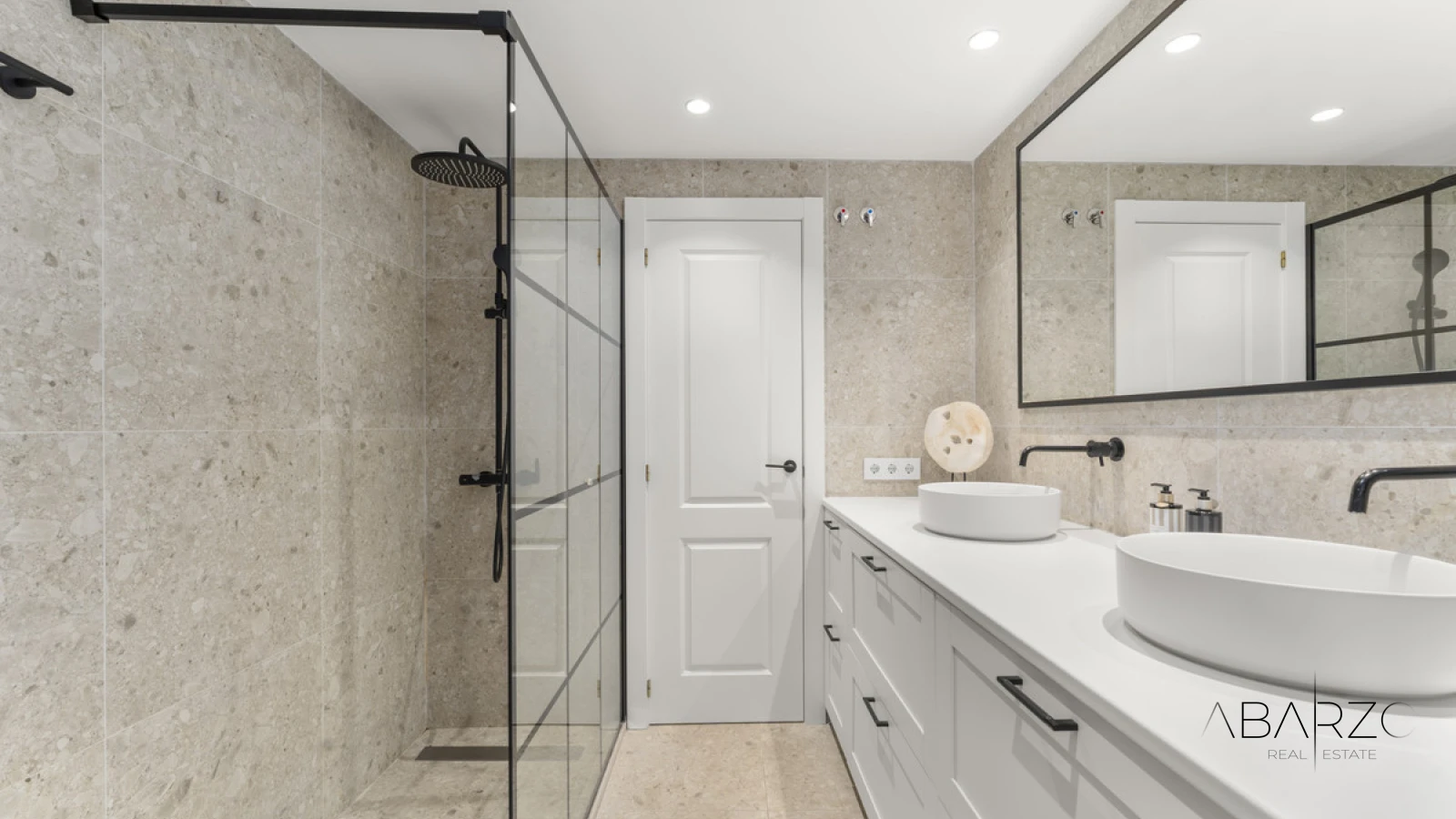 Fully Renovated 3-Bedroom Apartment in Aldea Blanca with Pool Views — interior, Nueva Andalucía, Marbella (27 of 32)