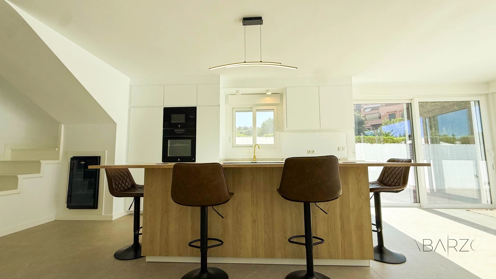 Corner townhouse in Marbella with heated pool and jacuzzi — interior, Marbella Centro, Marbella (11 of 44)