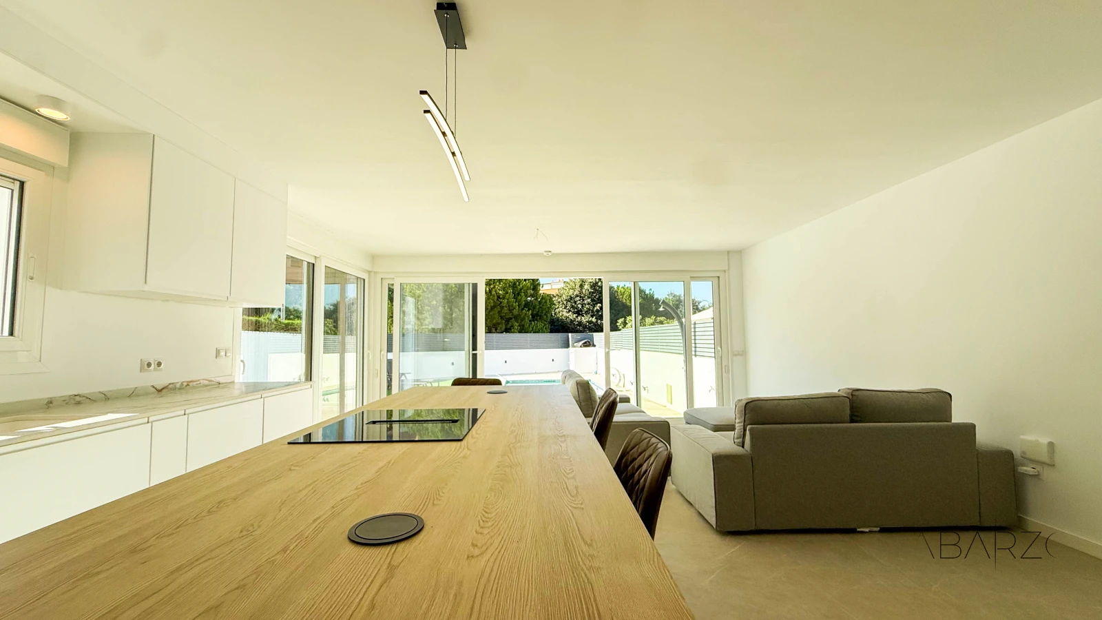 Corner townhouse in Marbella with heated pool and jacuzzi — interior, Marbella Centro, Marbella (18 of 44)