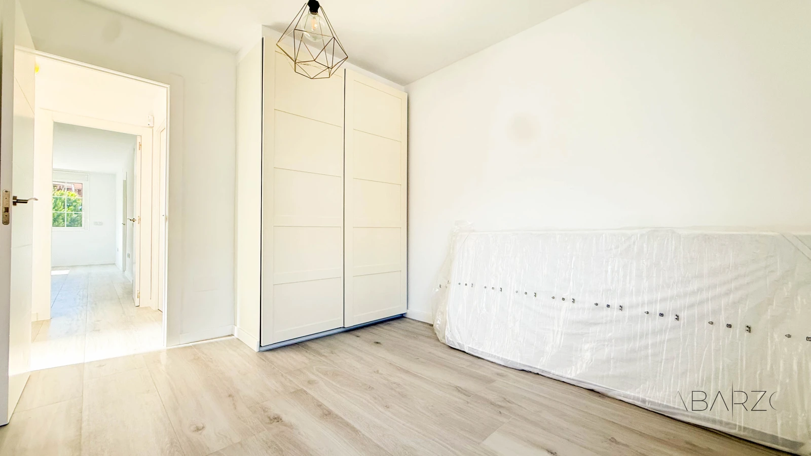 Corner townhouse in Marbella with heated pool and jacuzzi — interior, Marbella Centro, Marbella (37 of 44)