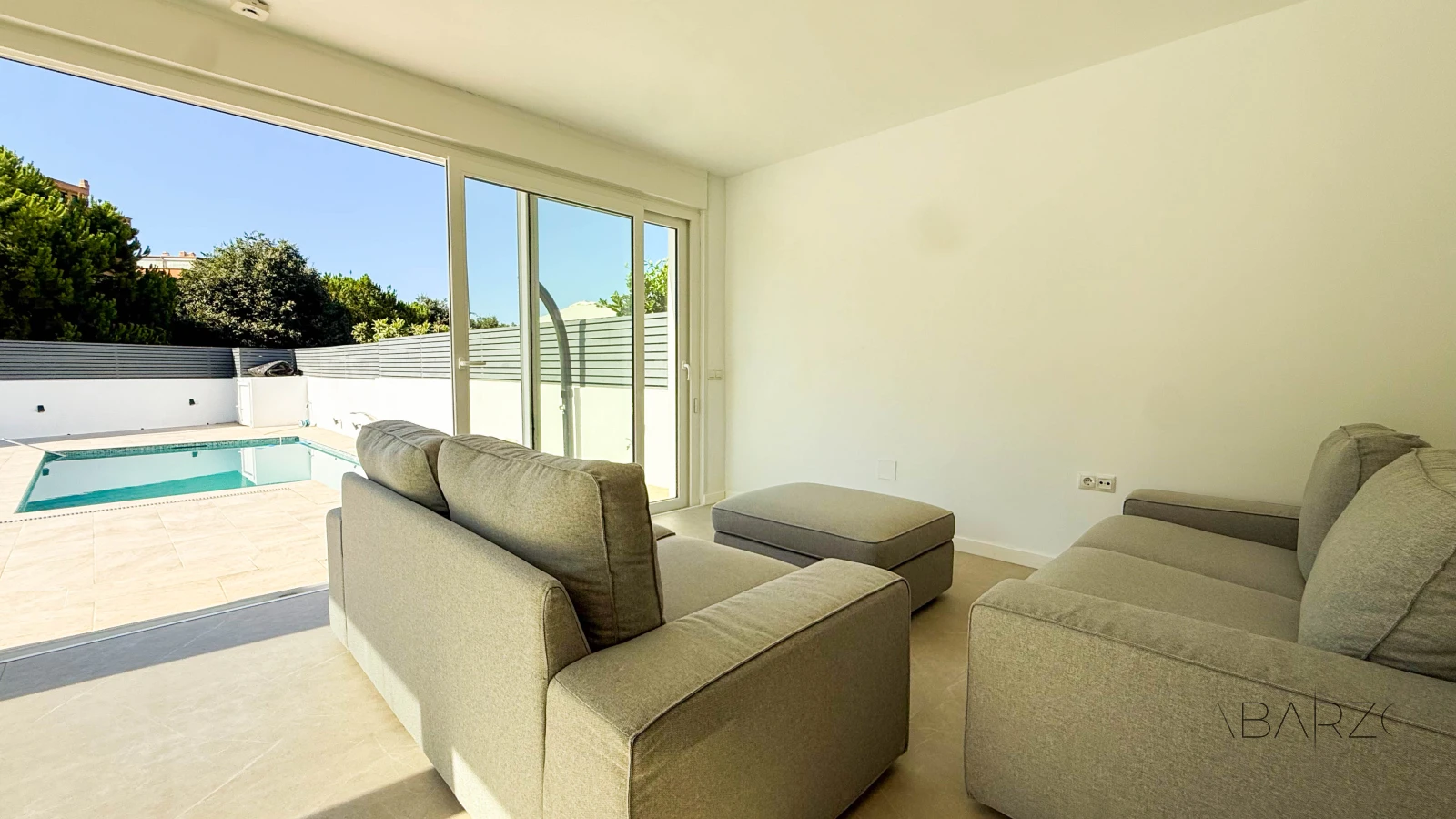 Corner townhouse in Marbella with heated pool and jacuzzi — interior, Marbella Centro, Marbella (17 of 44)