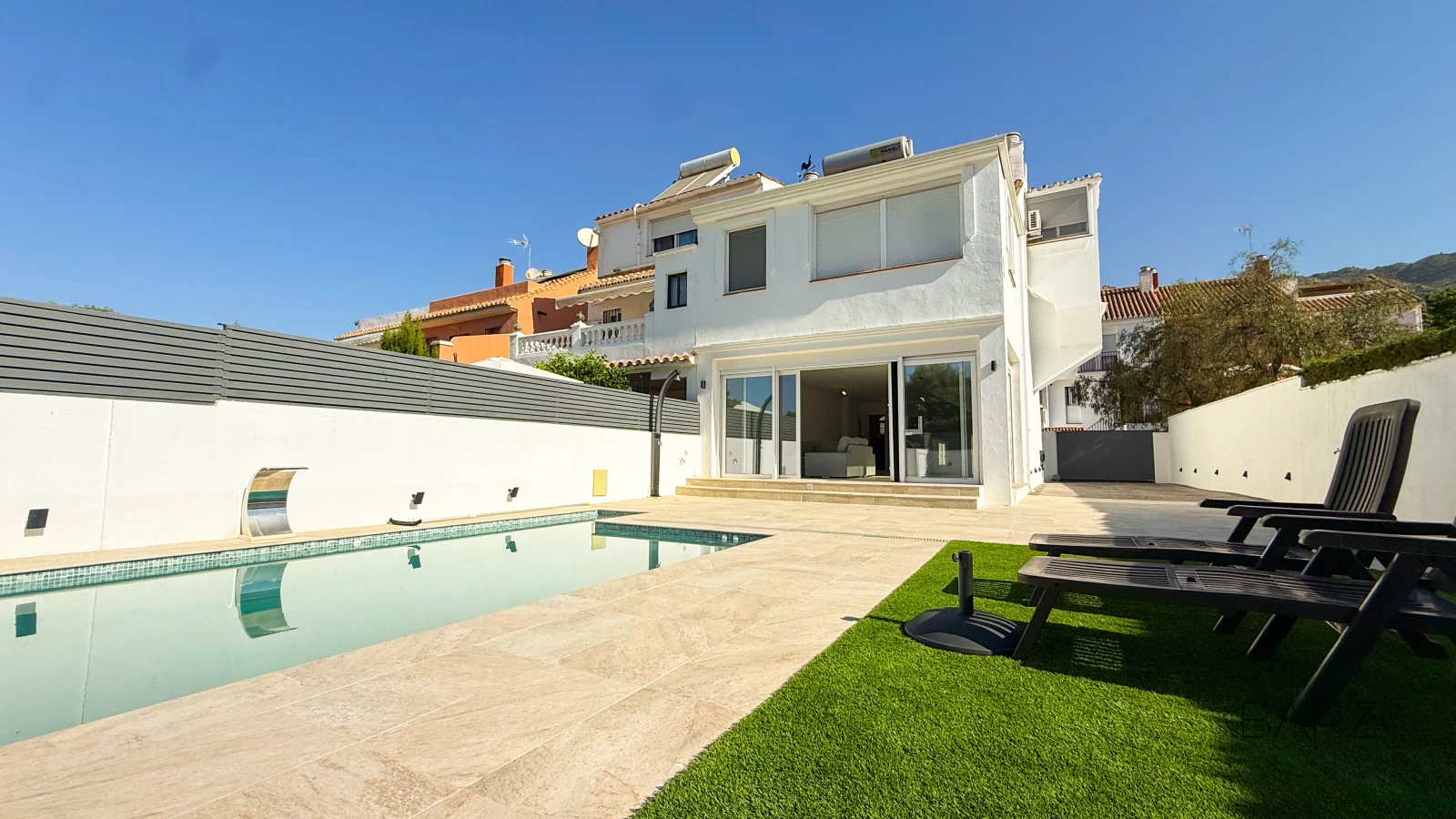 Corner townhouse in Marbella with heated pool and jacuzzi — interior, Marbella Centro, Marbella (4 of 44)