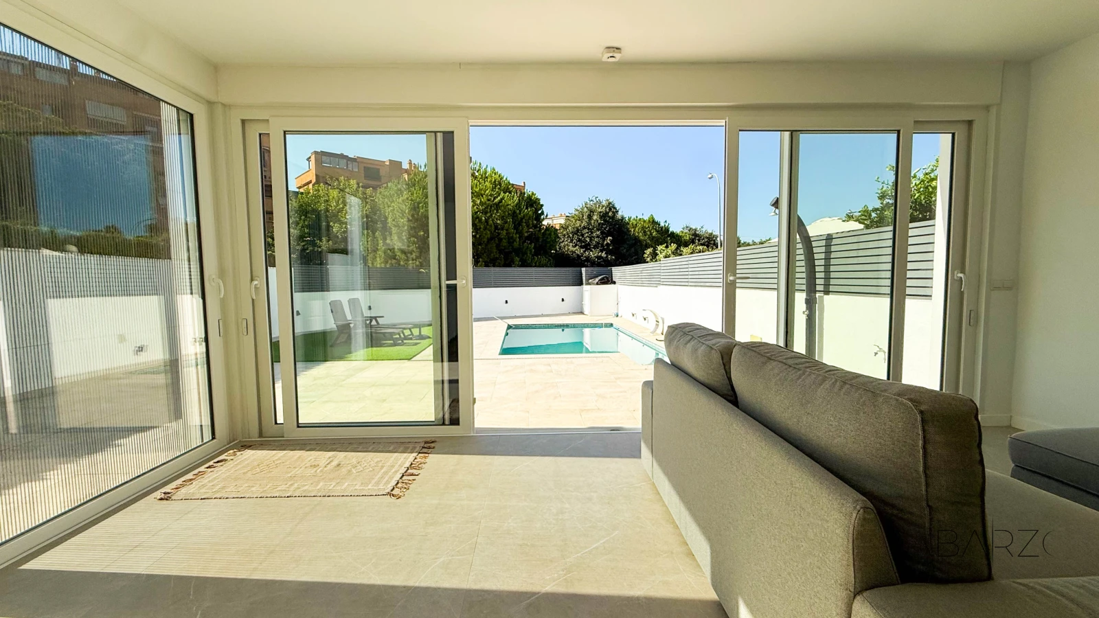Corner townhouse in Marbella with heated pool and jacuzzi — interior, Marbella Centro, Marbella (16 of 44)