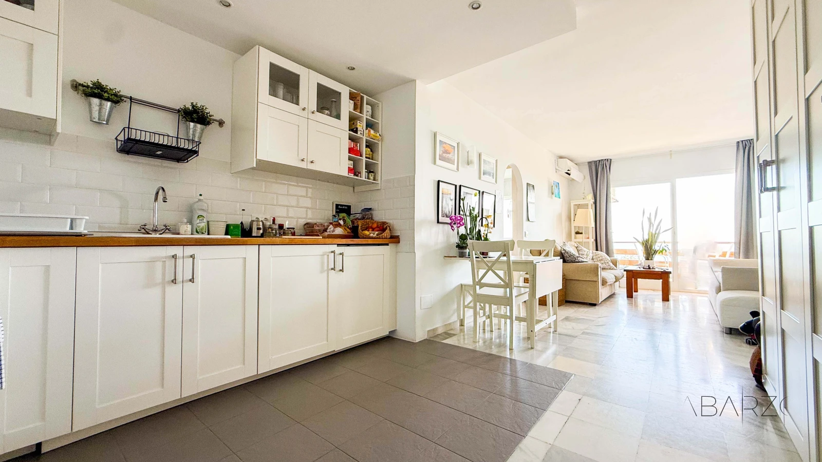 Apartment with spectacular sea views, community pool and tennis in Estepona Port — interior, Estepona Port, Estepona (12 of 34)