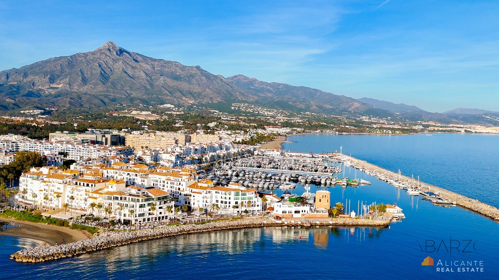 Renovated 2-Bedroom Apartment Near Estepona with Terrace and Sea Views — interior, New Golden Mile, Estepona (31 of 32)