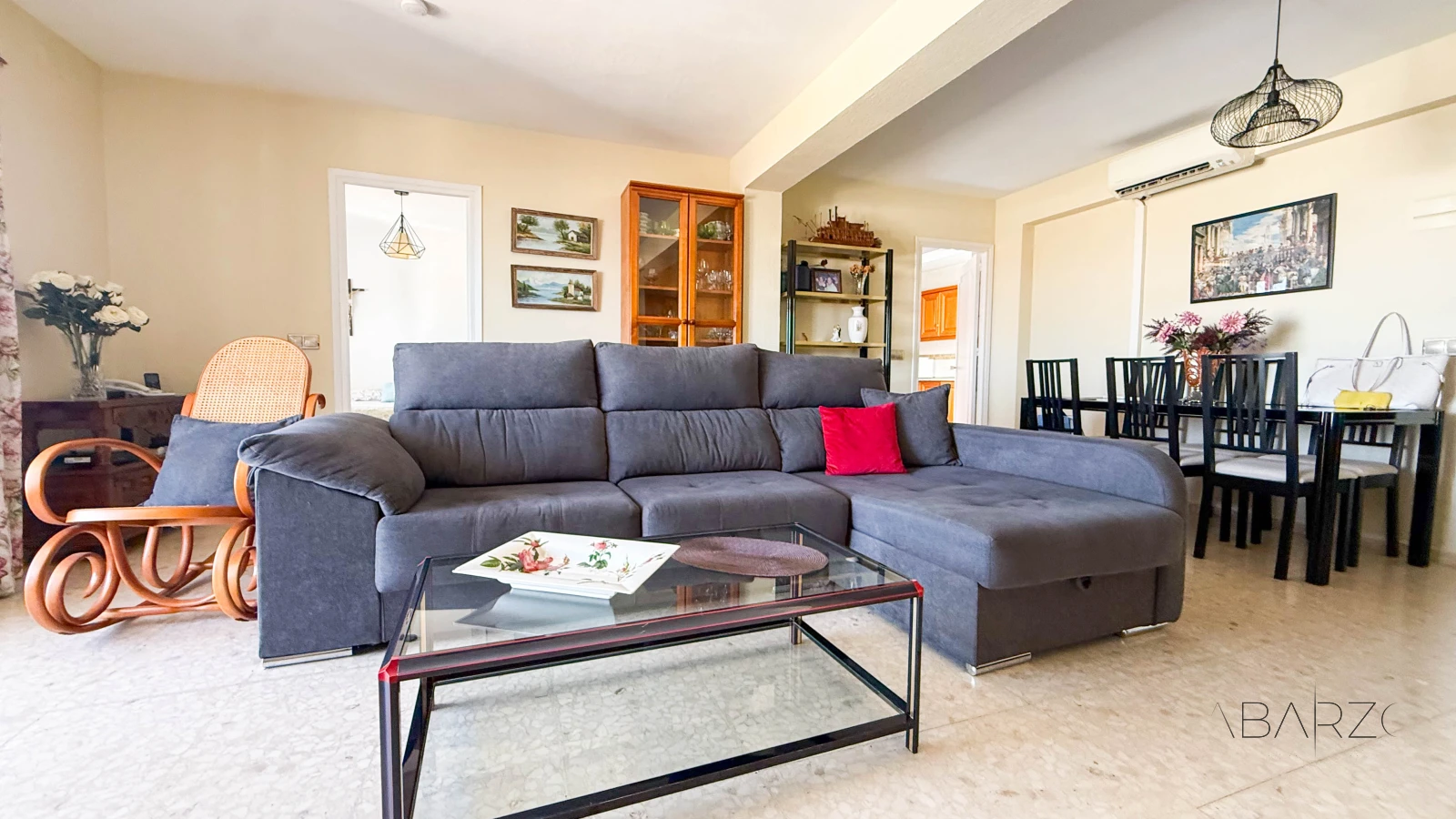 Beautiful Central Apartment in Marbella with Sea and Mountain Views — interior, Marbella Centro, Marbella (5 of 49)