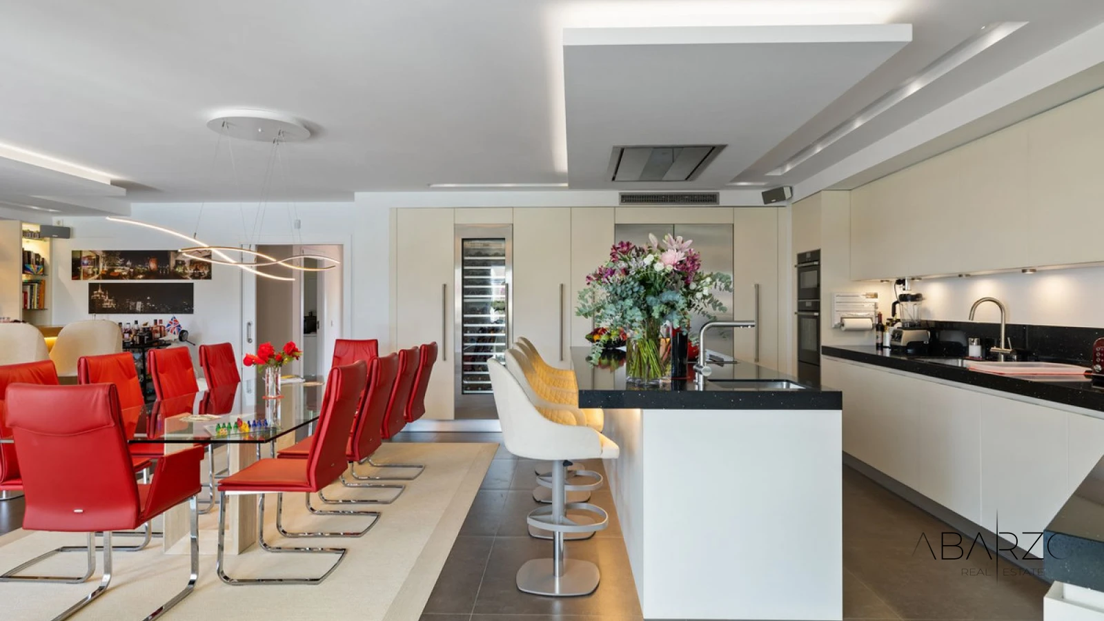 Villa in La Cerquilla, Nueva Andalucía, Marbella with heated pool and garden views — interior, Nueva Andalucía, Marbella (15 of 49)