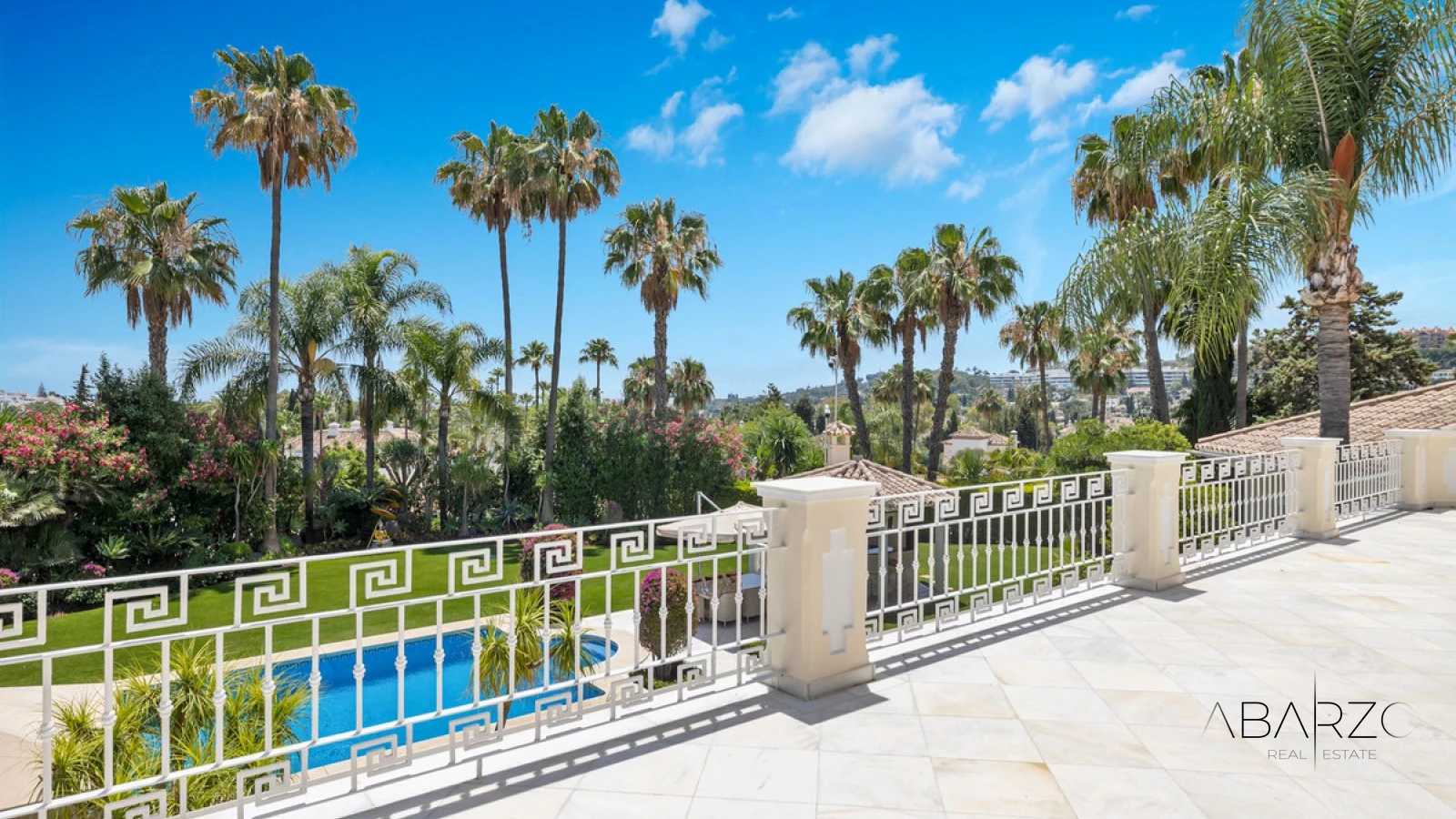 Villa in La Cerquilla, Nueva Andalucía, Marbella with heated pool and garden views — interior, Nueva Andalucía, Marbella (39 of 49)