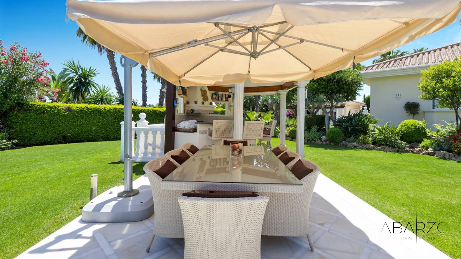 Villa in La Cerquilla, Nueva Andalucía, Marbella with heated pool and garden views — interior, Nueva Andalucía, Marbella (6 of 49)
