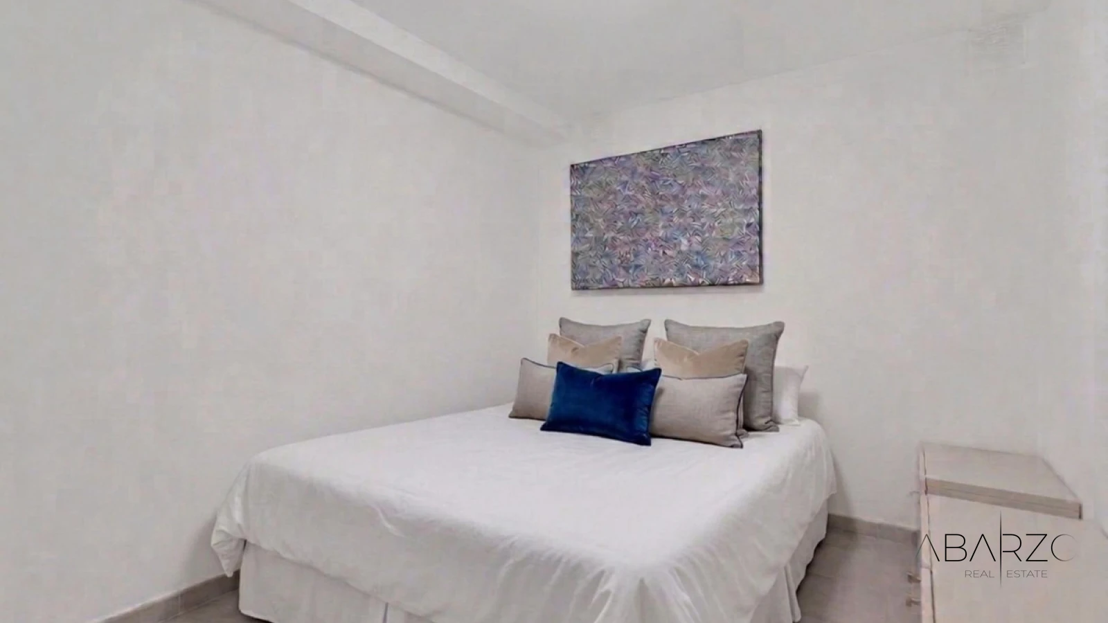A Contemporary Villa in Marbella Rocío de Nagüeles with Panoramic Mediterranean Views — interior, Golden Mile, Marbella (44 of 49)