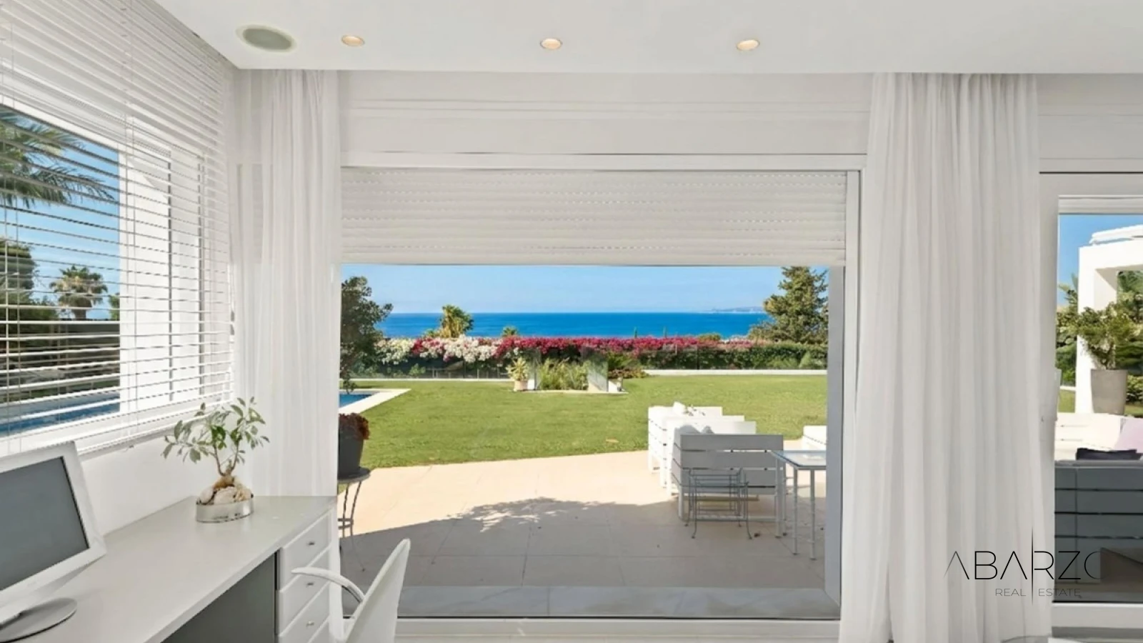 A Contemporary Villa in Marbella Rocío de Nagüeles with Panoramic Mediterranean Views — interior, Golden Mile, Marbella (16 of 49)