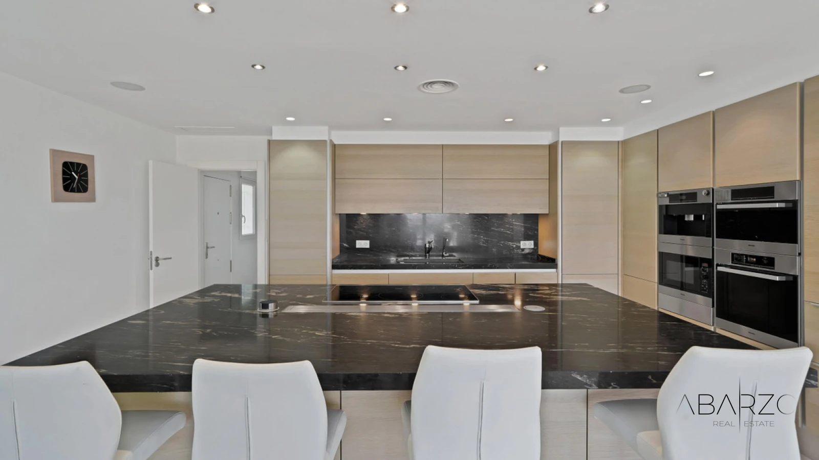 A Contemporary Villa in Marbella Rocío de Nagüeles with Panoramic Mediterranean Views — interior, Golden Mile, Marbella (11 of 49)