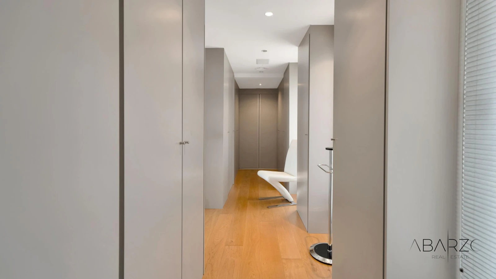 A Contemporary Villa in Marbella Rocío de Nagüeles with Panoramic Mediterranean Views — interior, Golden Mile, Marbella (37 of 49)