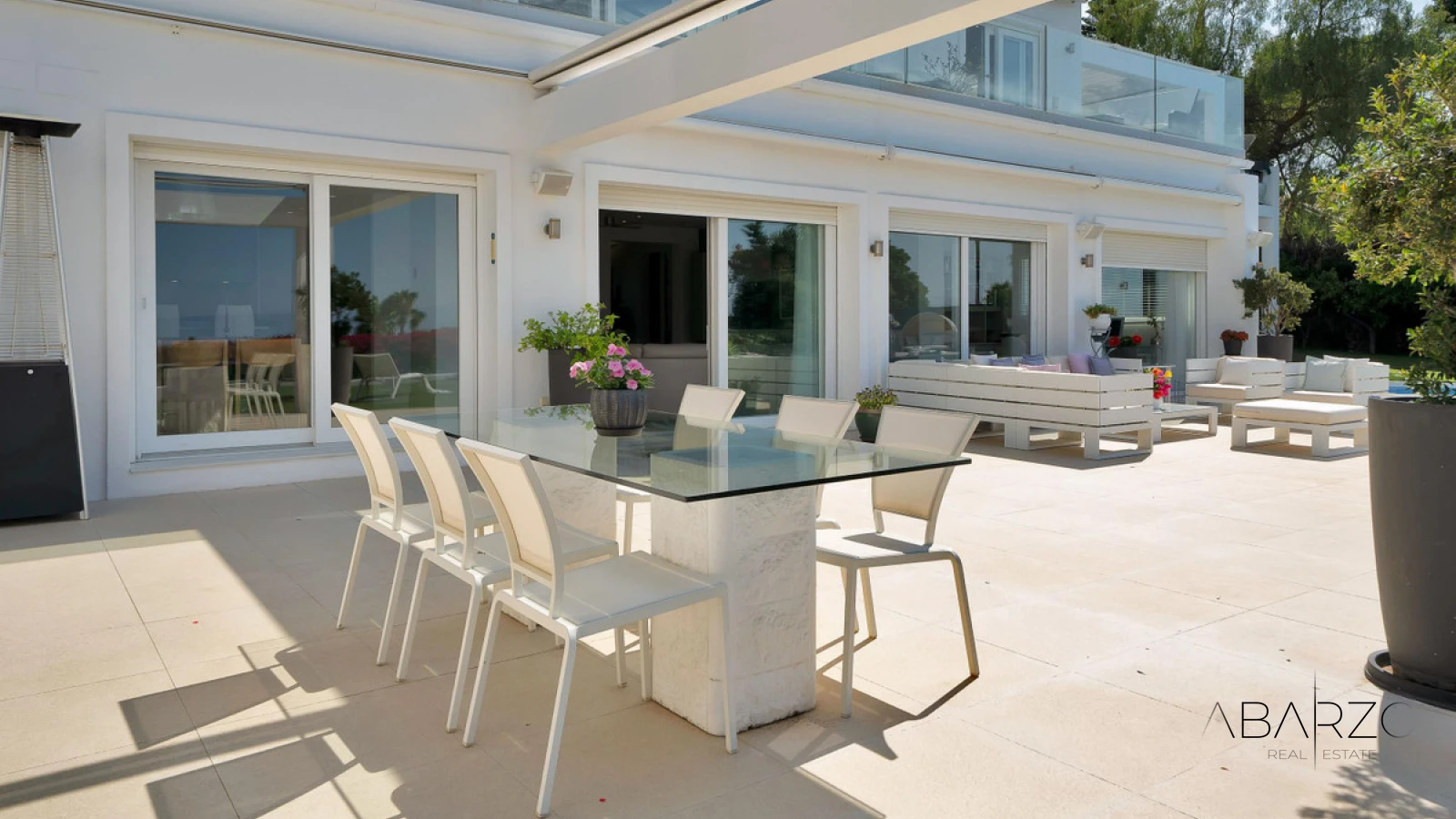 A Contemporary Villa in Marbella Rocío de Nagüeles with Panoramic Mediterranean Views — interior, Golden Mile, Marbella (17 of 49)