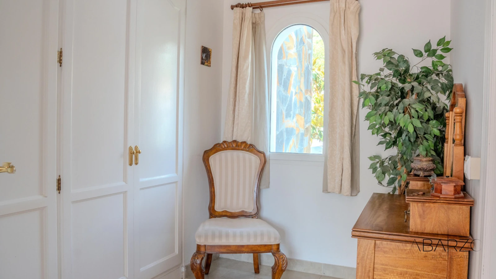 Exceptional Luxury Villa with Panoramic Views in Costa del Sol Mountainside — interior, La Heredia, Benahavís (36 of 45)