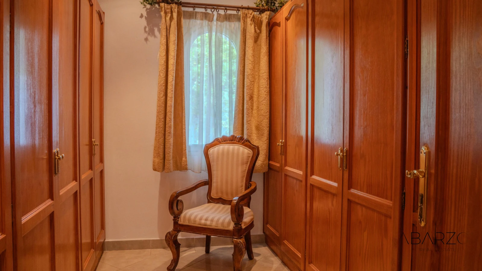 Exceptional Luxury Villa with Panoramic Views in Costa del Sol Mountainside — interior, La Heredia, Benahavís (17 of 45)