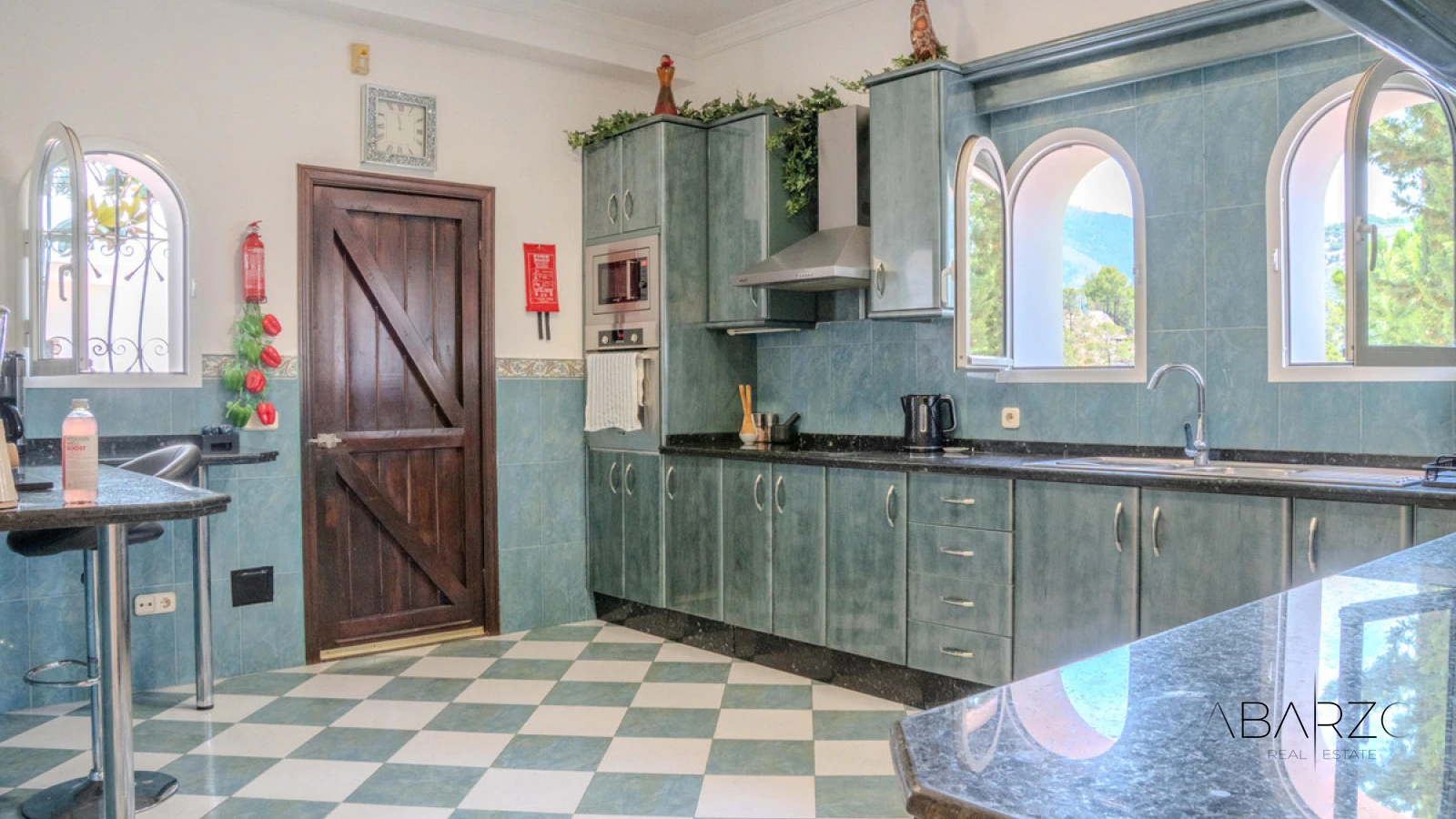 Exceptional Luxury Villa with Panoramic Views in Costa del Sol Mountainside — interior, La Heredia, Benahavís (13 of 45)