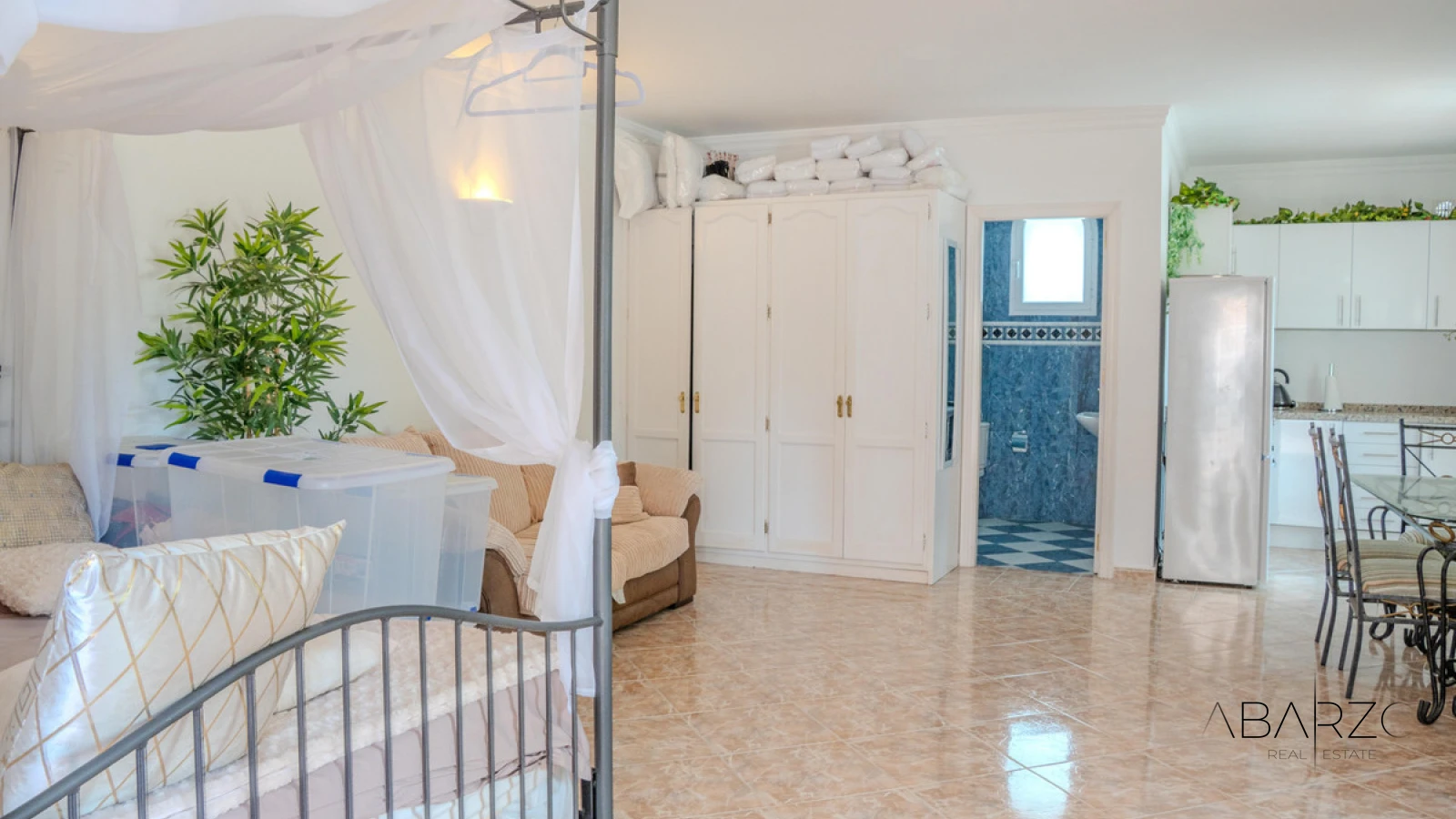 Exceptional Luxury Villa with Panoramic Views in Costa del Sol Mountainside — interior, La Heredia, Benahavís (28 of 45)
