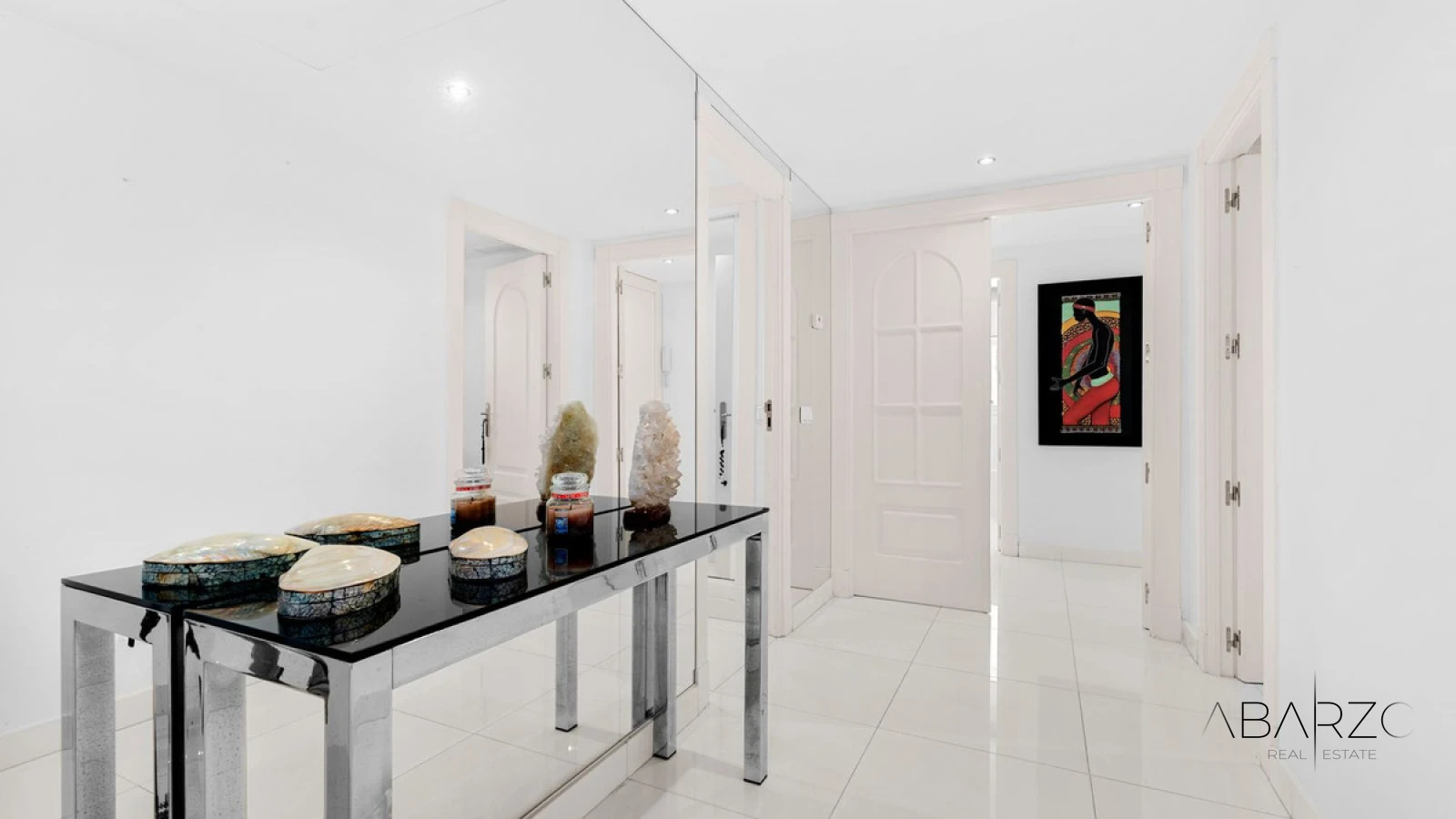 Frontline Beach Apartment in Marbella Golden Mile with Sea Views and 4 Bedrooms — interior, Golden Mile, Marbella (14 of 49)