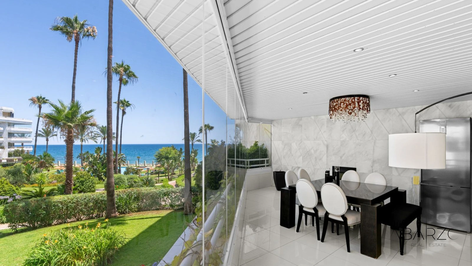 Frontline Beach Apartment in Marbella Golden Mile with Sea Views and 4 Bedrooms — interior, Golden Mile, Marbella (3 of 49)