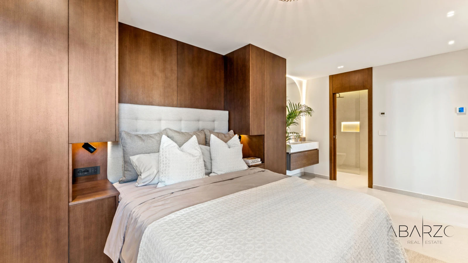 Fully Renovated Apartment in Coto Real I with Panoramic Sea and Mountain Views — interior, Golden Mile, Marbella (21 of 30)