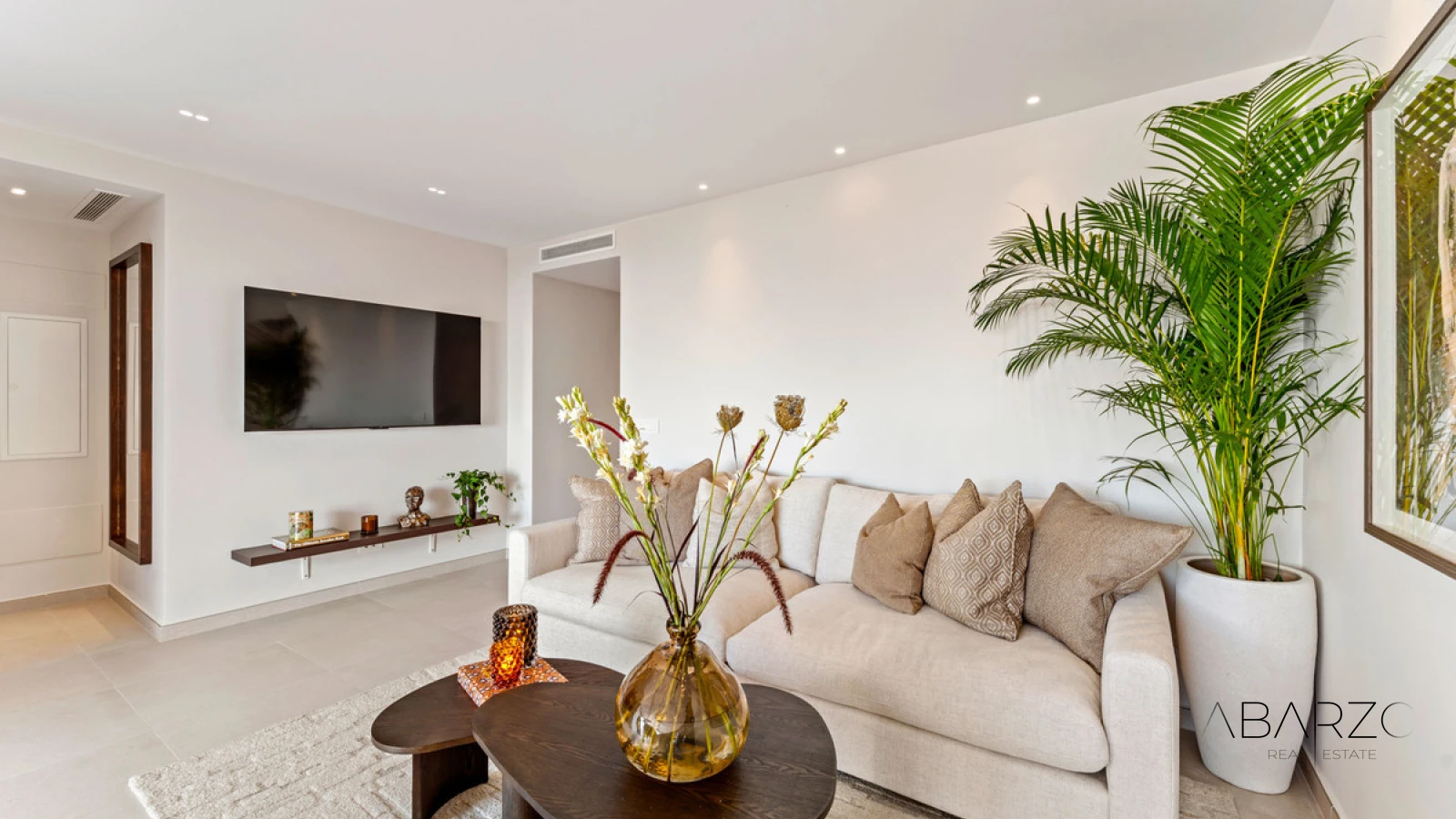 Fully Renovated Apartment in Coto Real I with Panoramic Sea and Mountain Views — interior, Golden Mile, Marbella (3 of 30)