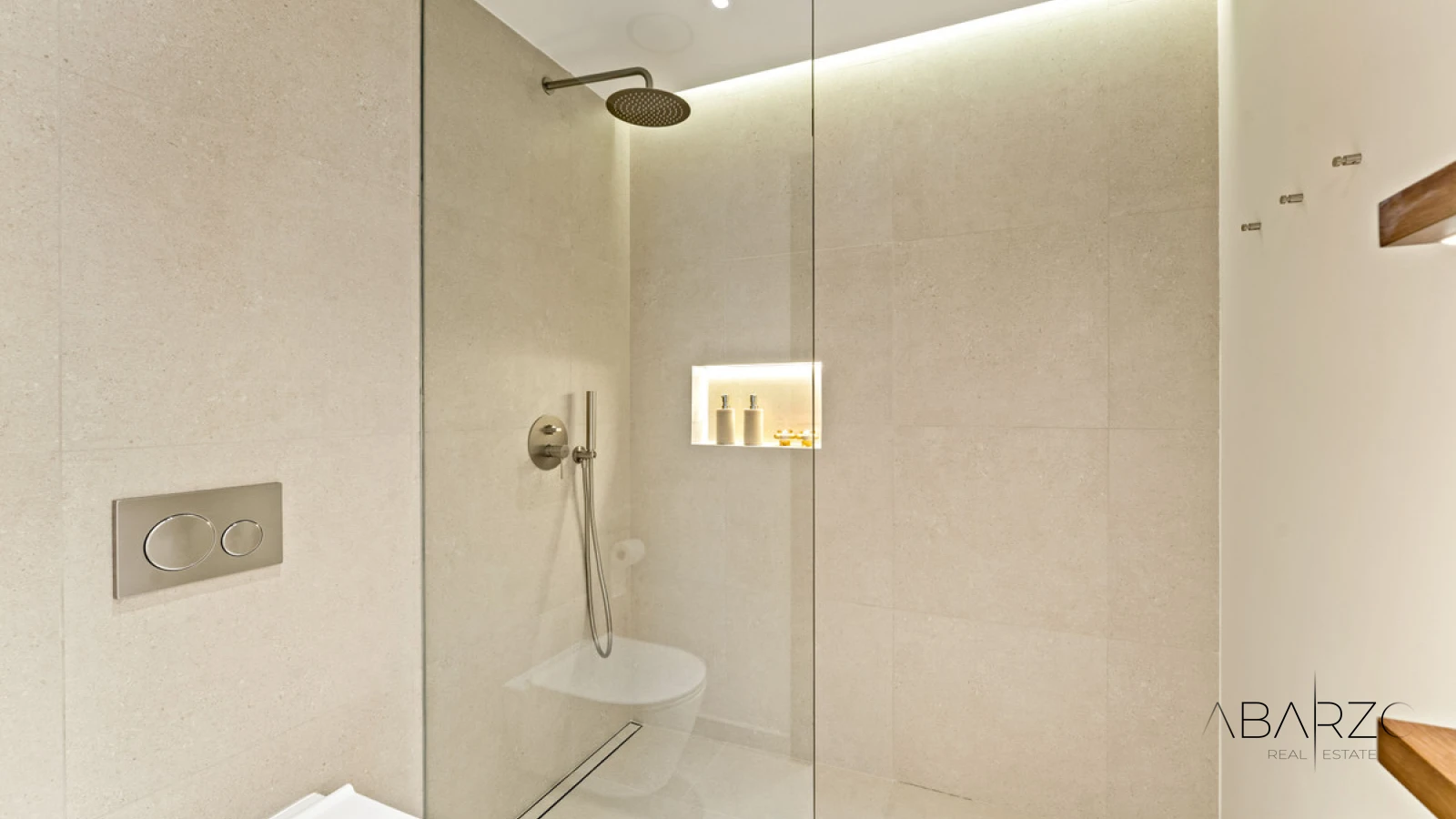 Fully Renovated Apartment in Coto Real I with Panoramic Sea and Mountain Views — interior, Golden Mile, Marbella (23 of 30)