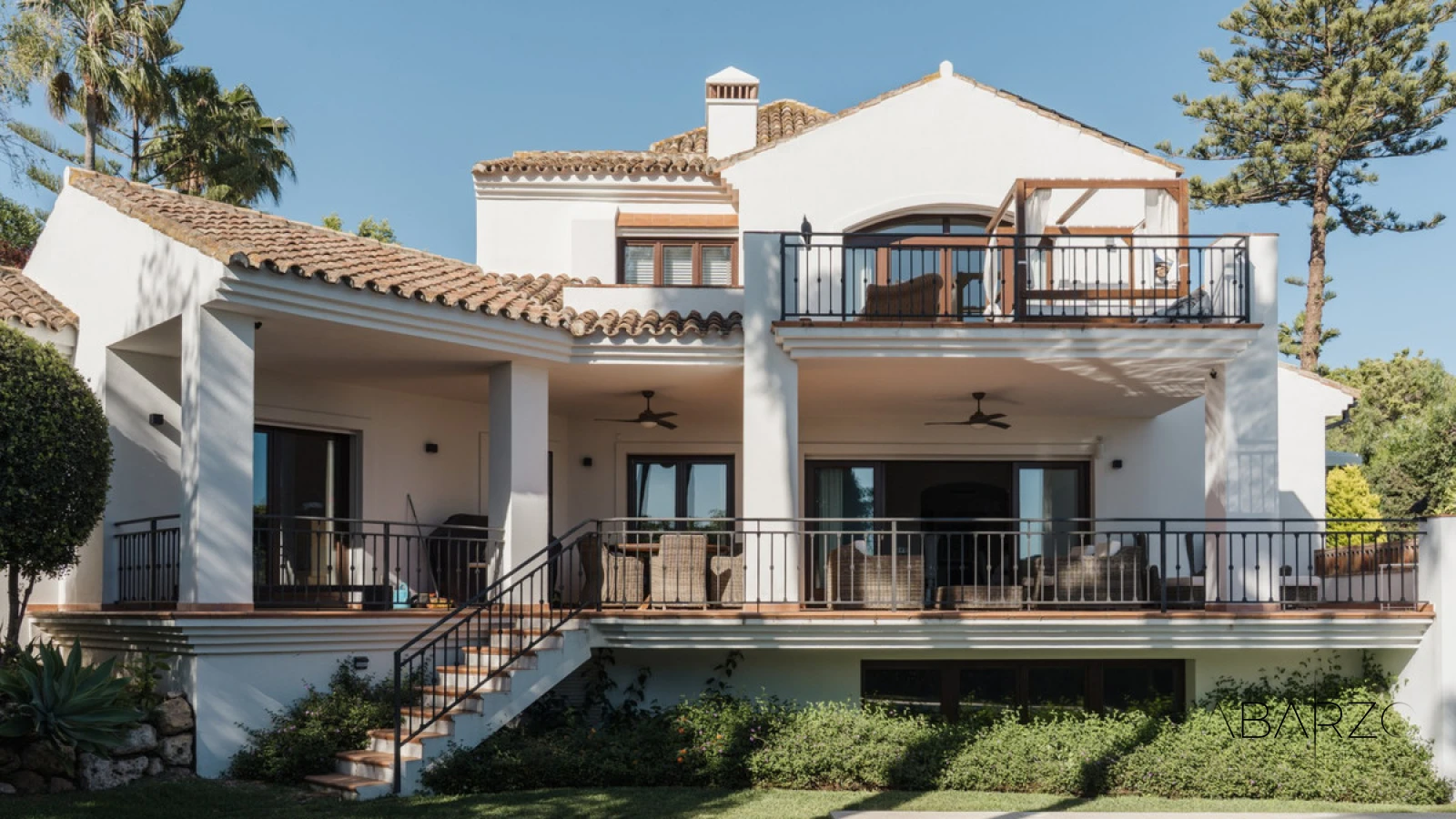 Exclusive Villa with Sea Views in El Rosario, Marbella East — luxury property for sale in Marbella East, Marbella