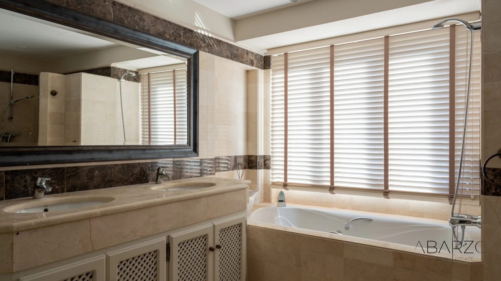 Exclusive Villa with Sea Views in El Rosario, Marbella East — interior, Marbella East, Marbella (27 of 39)
