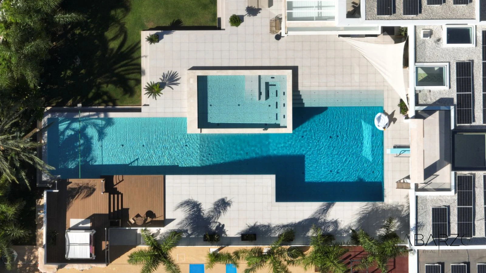 Exquisite 7-Bedroom Mansion in El Paraiso with Infinity Pool and Tennis Court — interior, New Golden Mile, Estepona (17 of 43)