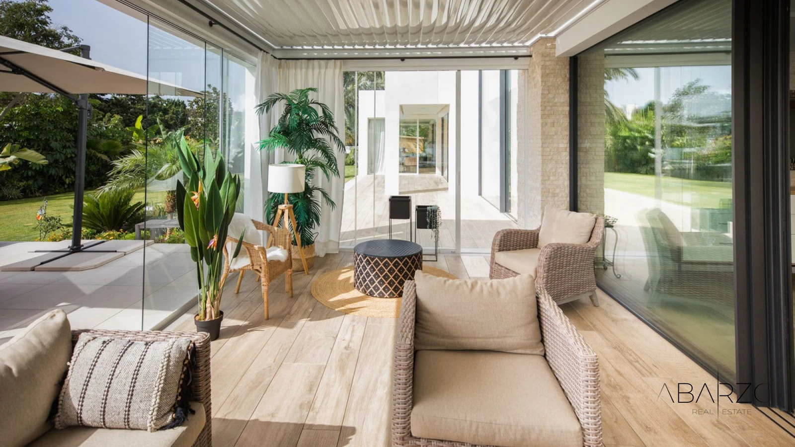 Exquisite 7-Bedroom Mansion in El Paraiso with Infinity Pool and Tennis Court — interior, New Golden Mile, Estepona (10 of 43)