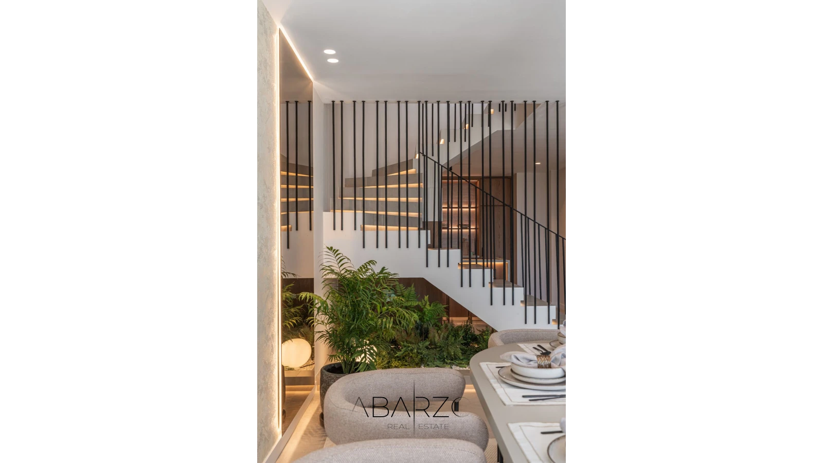 A renovated 3-level townhouse in La Quinta Hills, Benahavís with rooftop solarium and sea views — interior, La Quinta, Benahavís (15 of 32)
