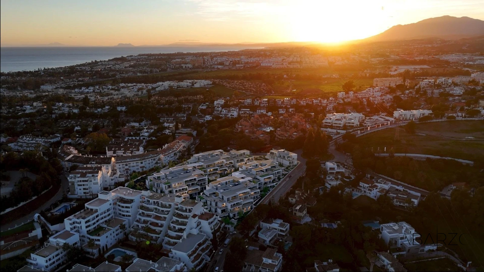 Exclusive Residential Complex in Nueva Andalucía, Marbella with Pools and Golf Views — interior, Nueva Andalucia, Marbella (2 of 23)