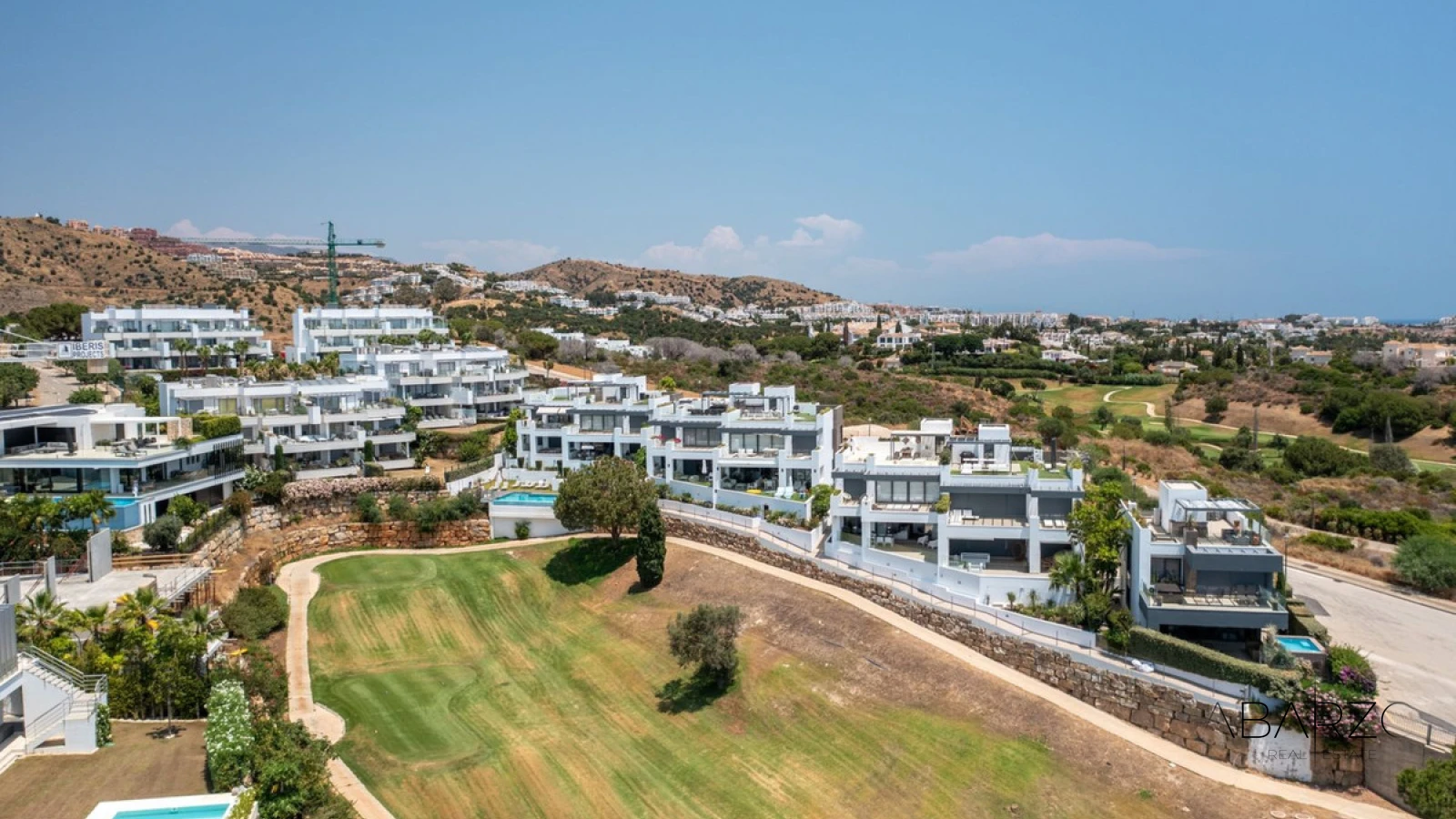 Exclusive luxury apartment in Cabopino with panoramic sea views near golf clubhouse — interior, Marbella East, Marbella (2 of 38)