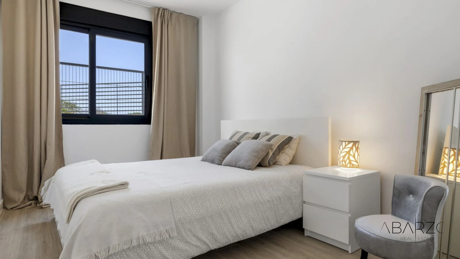 Exclusive luxury apartment in Cabopino with panoramic sea views near golf clubhouse — interior, Marbella East, Marbella (20 of 38)
