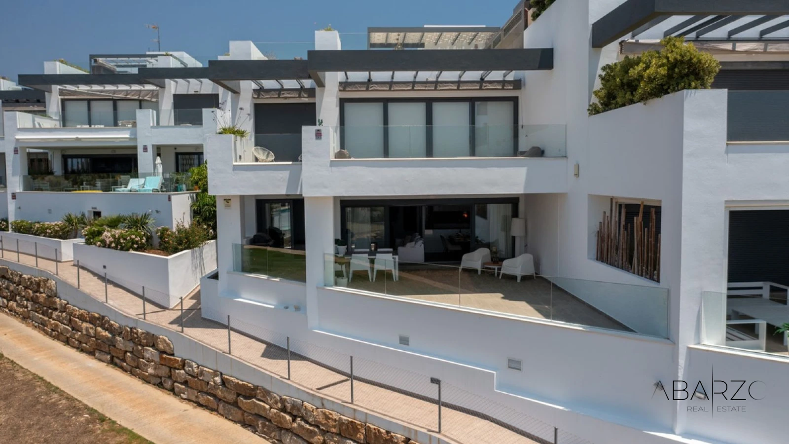 Exclusive luxury apartment in Cabopino with panoramic sea views near golf clubhouse — interior, Marbella East, Marbella (35 of 38)