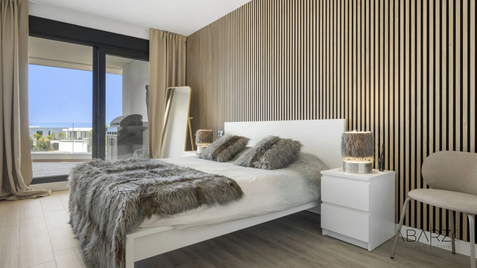 Exclusive luxury apartment in Cabopino with panoramic sea views near golf clubhouse — interior, Marbella East, Marbella (25 of 38)