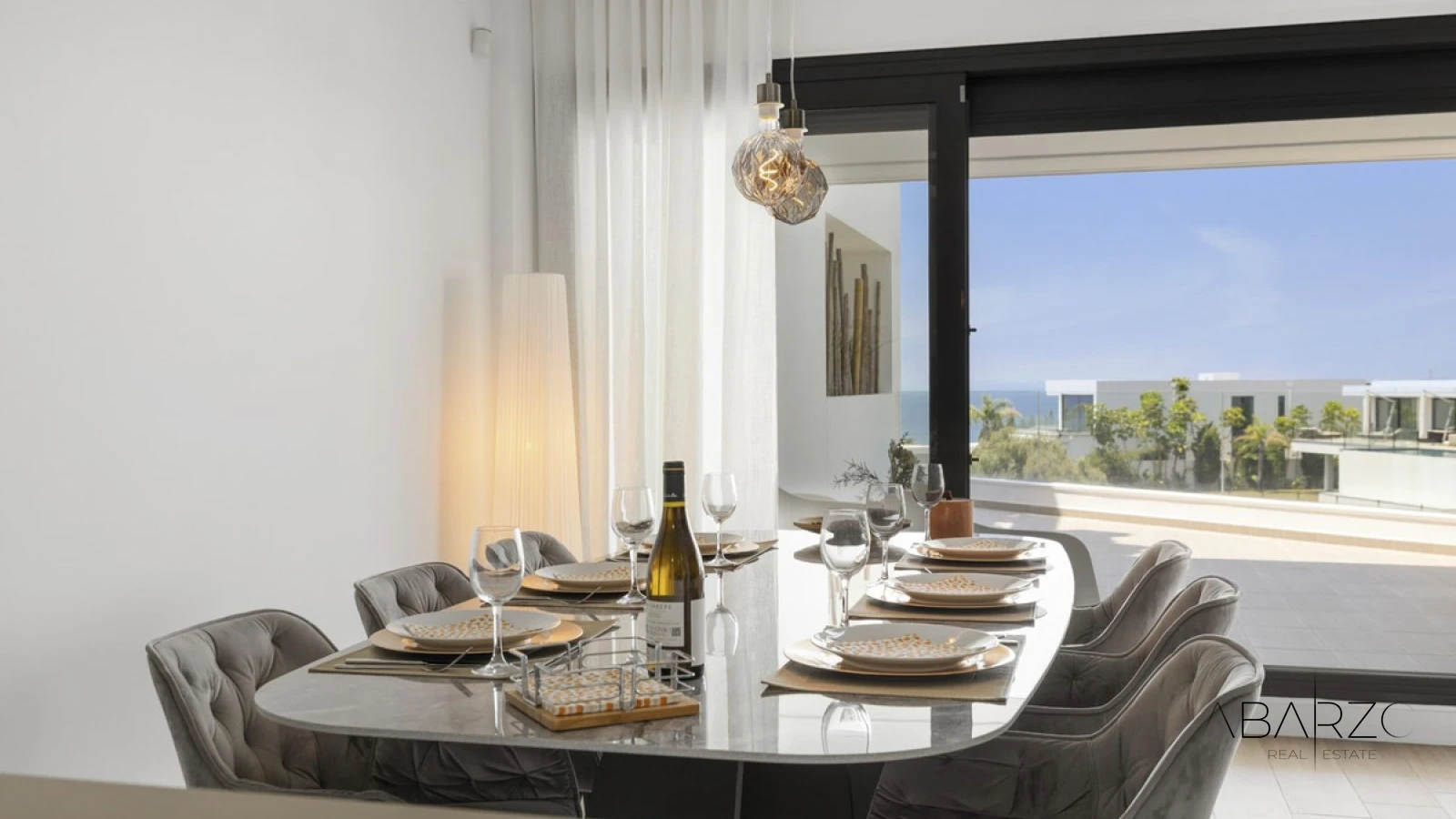 Exclusive luxury apartment in Cabopino with panoramic sea views near golf clubhouse — interior, Marbella East, Marbella (33 of 38)