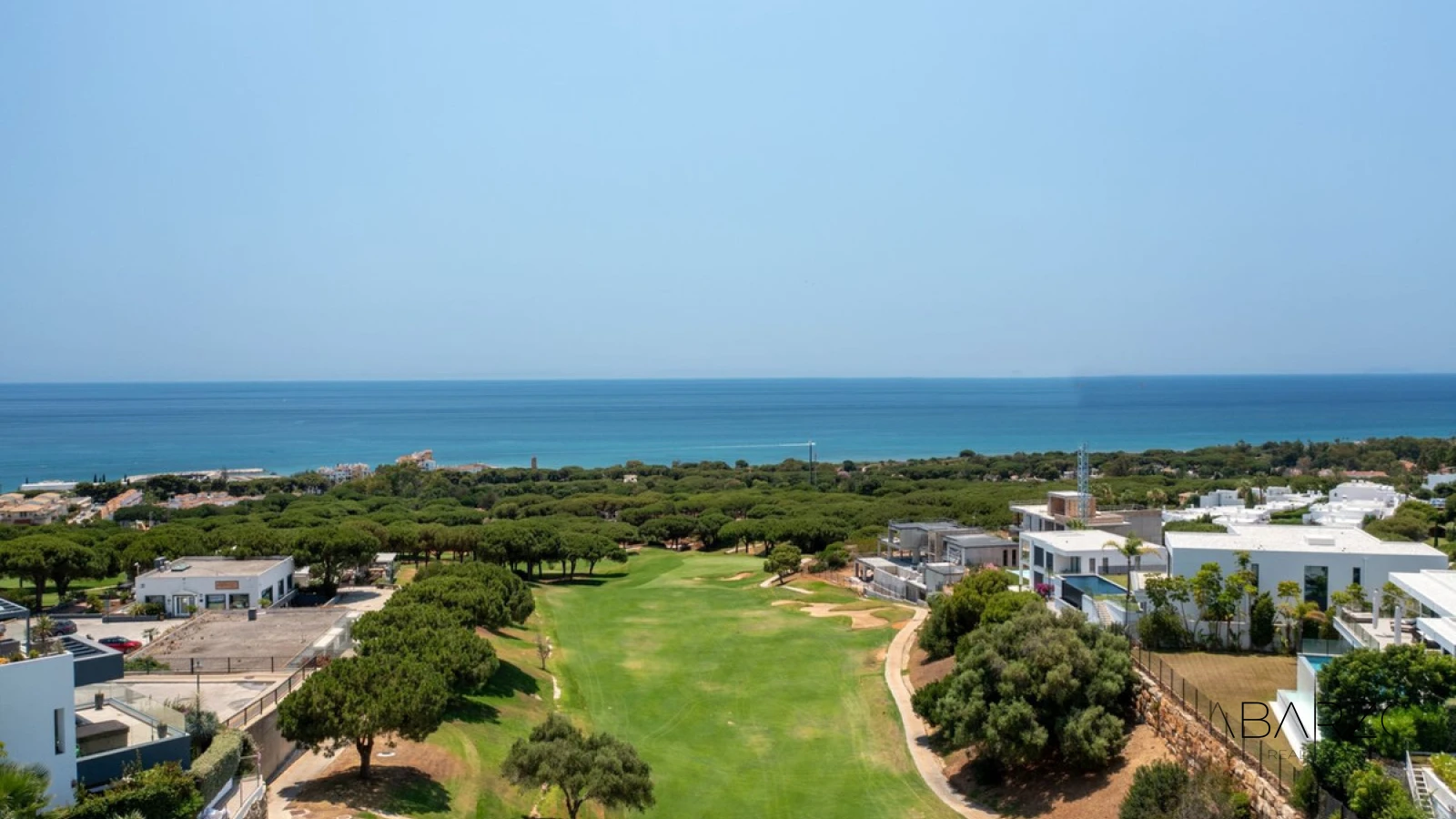 Exclusive luxury apartment in Cabopino with panoramic sea views near golf clubhouse — interior, Marbella East, Marbella (38 of 38)